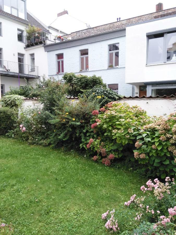 Altstadt Bonn Mit Eigenem Parkplatz Und Garten מראה חיצוני תמונה